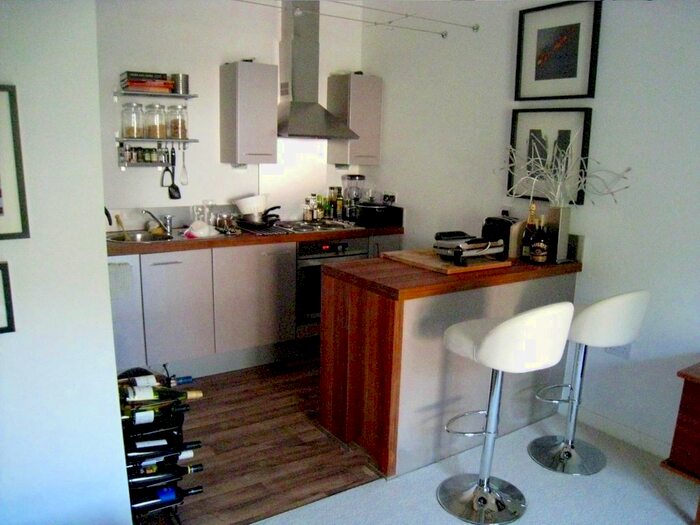 1 Bedroom Flat To Rent In Albert Street, Baildon, Shipley, West Yorkshire, Uk, BD17