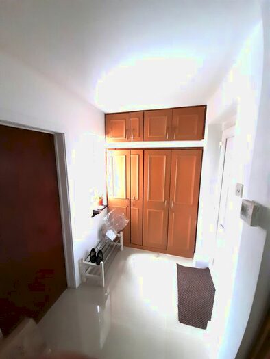 5 Bedroom Semi-Detached House To Rent In Derwent Drive, Hayes, Greater London, UB4