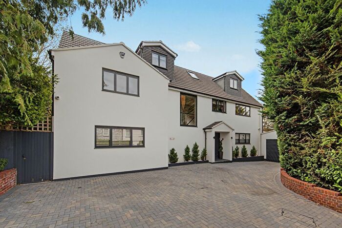 5 Bedroom Detached House For Sale In The Drive, Radlett, Hertfordshire, WD7