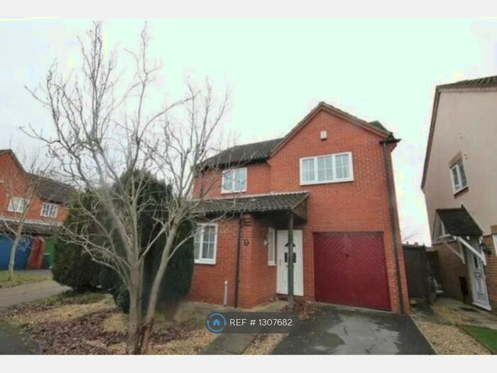 4 Bedroom Detached House To Rent In Oaktree Crescent, Bradley Stoke, Bristol BS32