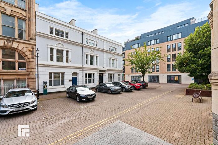 1 Bedroom Apartment For Sale In Marine House, Mount Stuart Square, Cardiff, CF10