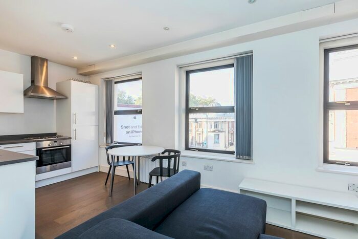 2 Bedroom Flat To Rent In Old Street, London, EC1V