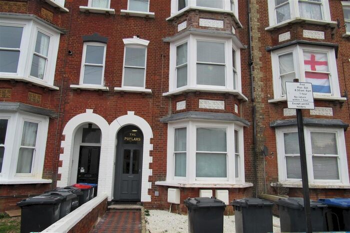 1 Bedroom Flat To Rent In Victoria Park, Herne Bay, CT6