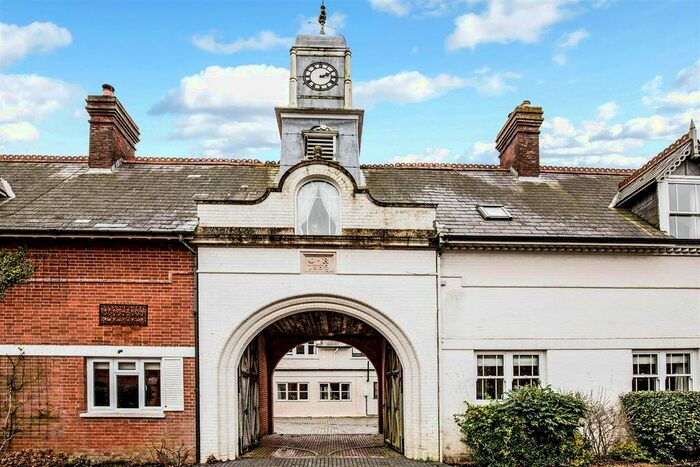 3 Bedroom Semi-Detached House For Sale In East Hoathly, Lewes BN8