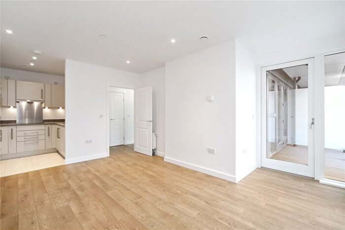 1 Bedroom Flat To Rent In Bessemer Place, London, SE10