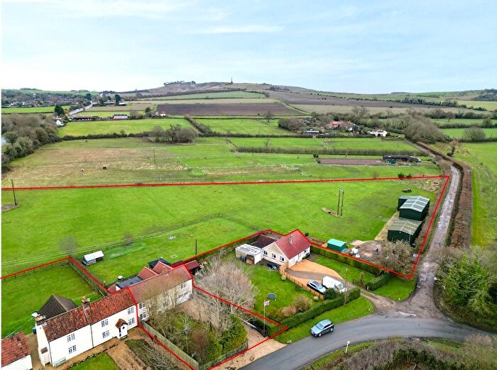 4 Bedroom Semi-Detached House For Sale In The Hayle, Calstone, Calne, Wiltshire, SN11