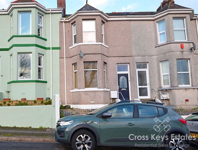 3 Bedroom Terraced House For Sale In Carlton Terrace, Weston Mill, PL5