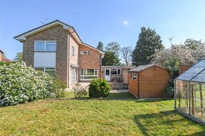 4 Bedroom Detached House For Sale In Barkham Ride, Finchampstead, Wokingham, Berkshire, RG40