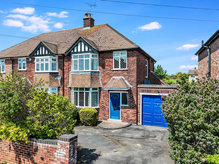 3 Bedroom Semi-Detached House For Sale In Highfield Road, West Chelmsford, CM1