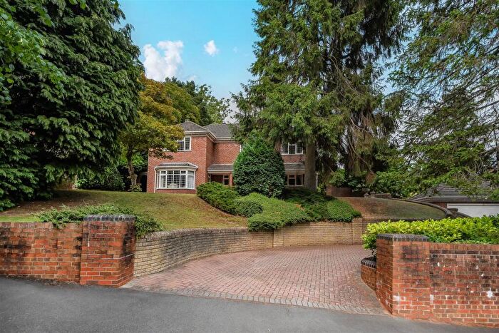 4 Bedroom Detached House For Sale In Oldnall Road, Kidderminster, DY10