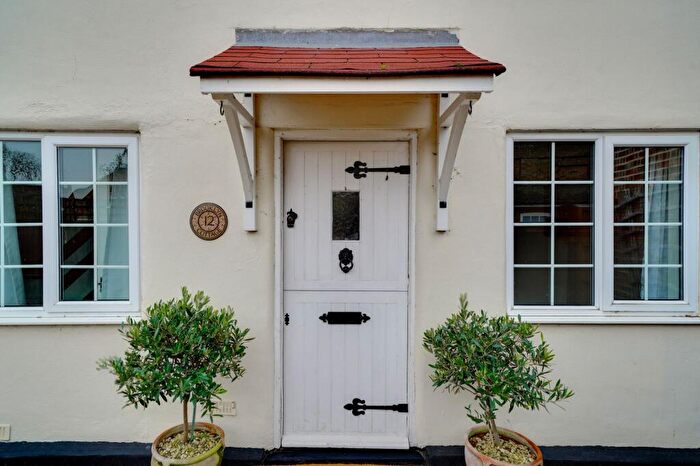 2 Bedroom Cottage To Rent In Colne Road, Earith, PE28