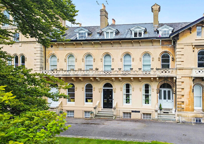 5 Bedroom Terraced House For Sale In Lypiatt Terrace, Cheltenham, GL50