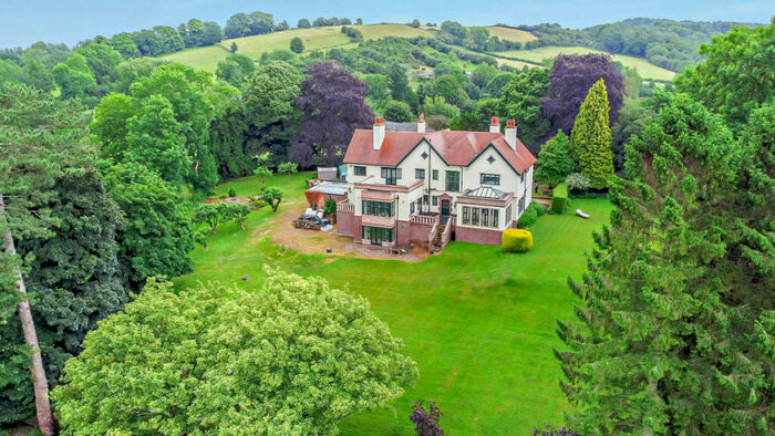 6 Bedroom Detached House For Sale In Belper, Derbyshire, DE56