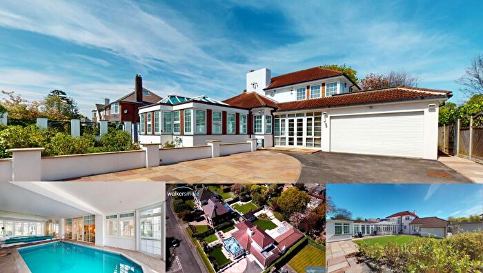 4 Bedroom Detached House For Sale In Ancaster Road, West Park, Leeds, West Yorkshire, LS16