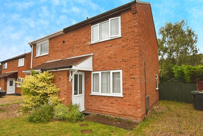 2 Bedroom Semi-Detached House For Sale In Falklands Close, Lincoln, Lincolnshire, LN1