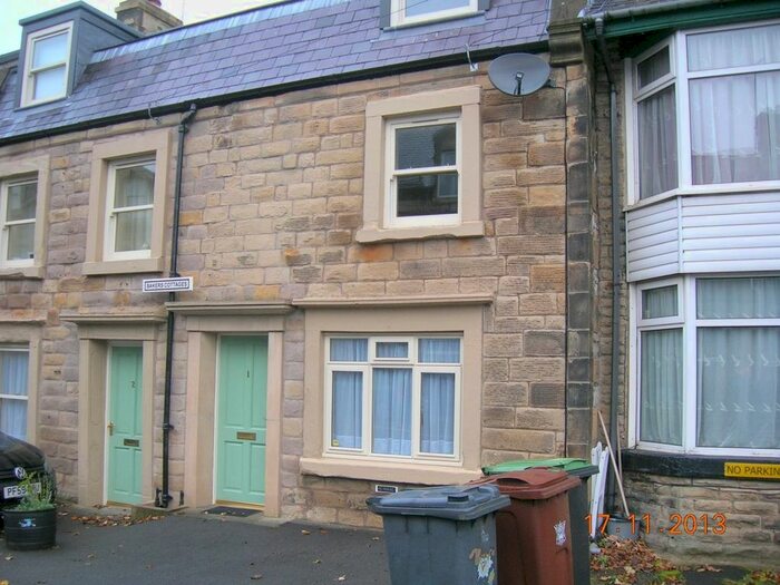 3 Bedroom Terraced House To Rent In Bakers Cottages, Buxton, Derbyshire, SK17