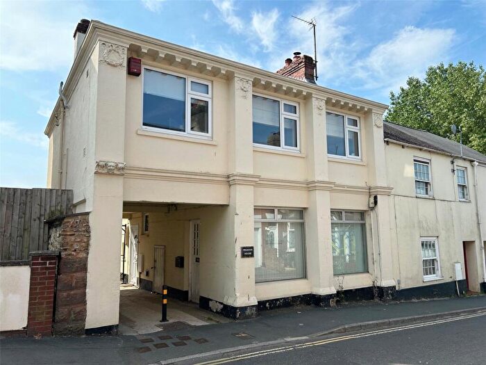 2 Bedroom Apartment For Sale In King Street, Honiton, Devon, EX14