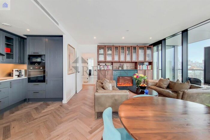 2 Bedroom Flat To Rent In Merino Gardens, London Dock, E1W