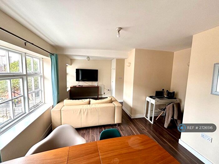 1 Bedroom Flat To Rent In Chamberlain House, London, NW1