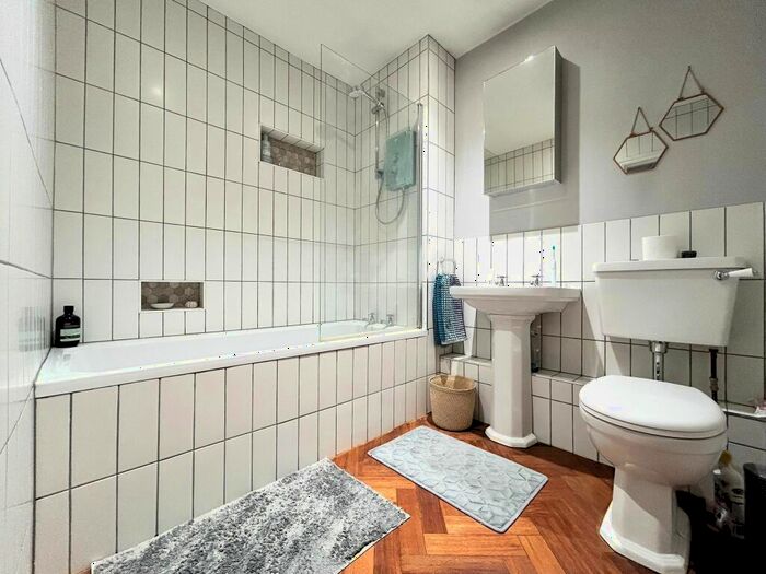 1 Bedroom Apartment For Sale In Edith Court, Margate, CT9