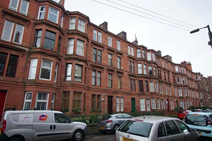 2 Bedroom Flat To Rent In White Street, Glasgow, G11
