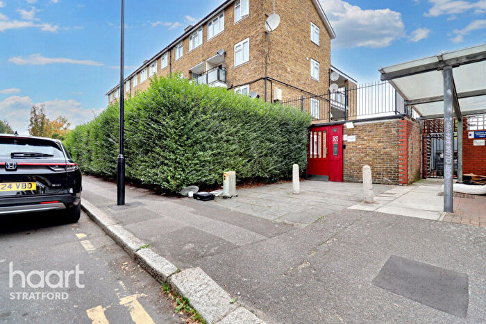 2 Bedroom Apartment For Sale In Forest Street, Forest Gate, E7