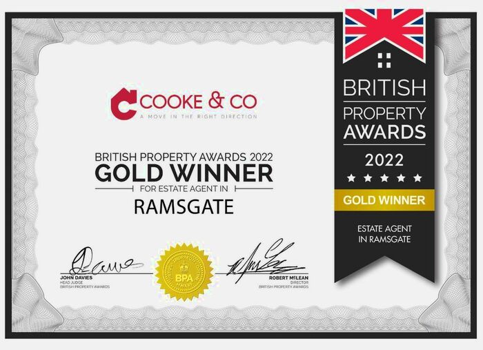 2 Bedroom Detached House For Sale In Montefiore Avenue, Ramsgate, Kent, CT11