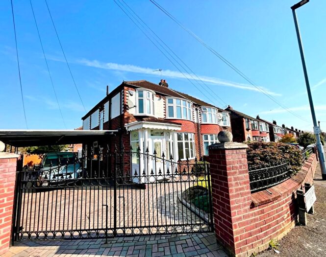 3 Bedroom Semi-Detached House To Rent In Brantingham Road, M21