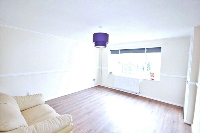 3 Bedroom Detached House To Rent In Baxter Road, London, E16