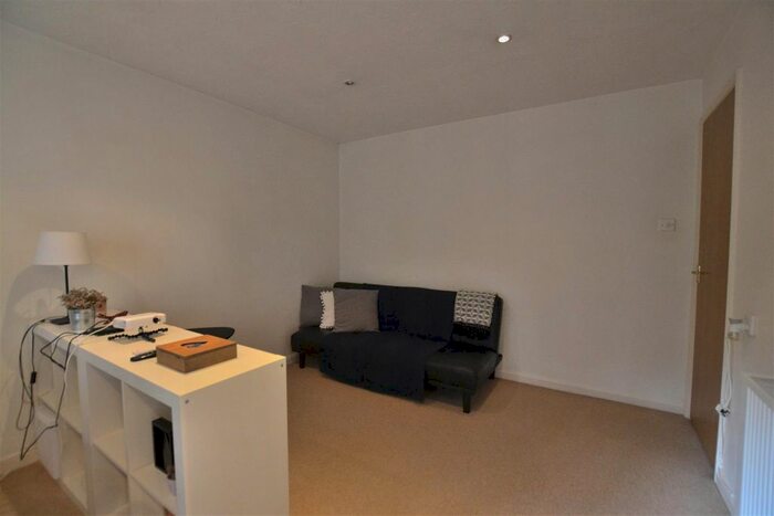 1 Bedroom Property To Rent In Habershon Drive, Frimley, Camberley, GU16