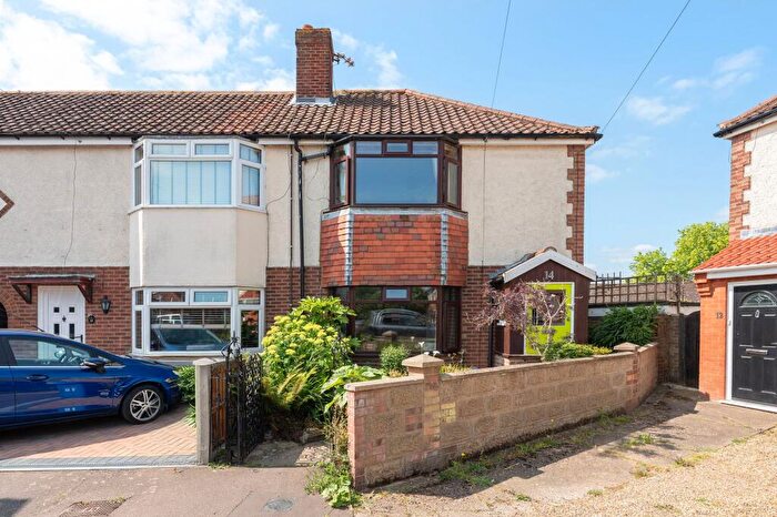 3 Bedroom End Of Terrace House For Sale In Stratford Close, Norwich, NR1