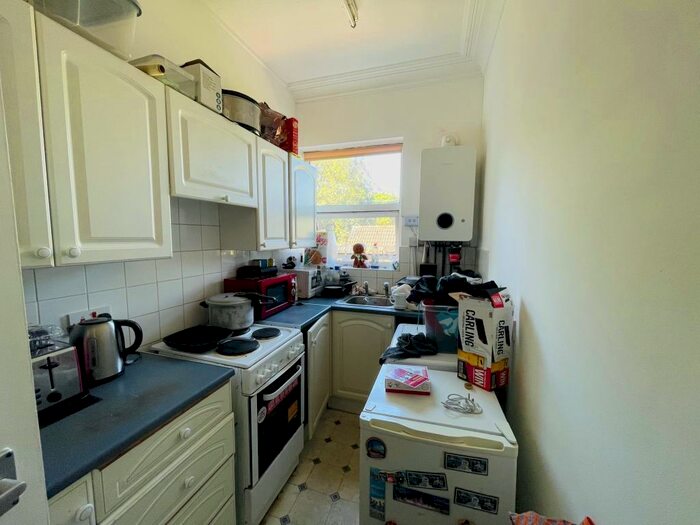 1 Bedroom Flat To Rent In Private Road, Mapperley Park, NG3