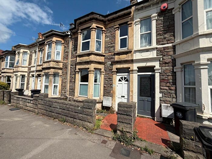 3 Bedroom House For Sale In St. Johns Lane, Bristol, BS3