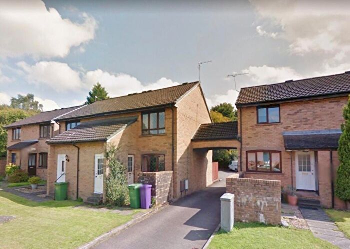 1 Bedroom Flat To Rent In Refurbished Bed U/F @ Craigieburn Gds, G20