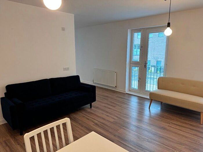 2 Bedroom Flat To Rent In Gaskell Street, Saughton, Edinburgh, EH14