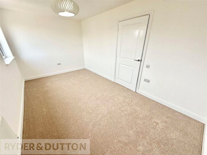 4 Bedroom Semi-Detached House To Rent In Ashville Terrace, Manchester, Greater Manchester, M40