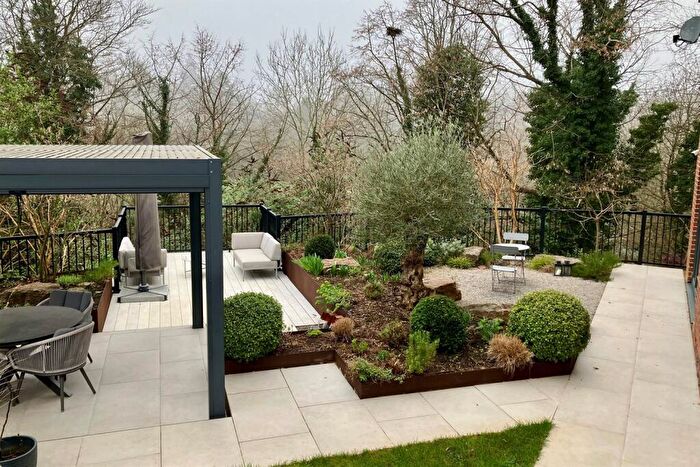 5 Bedroom Detached House For Sale In Tredegar Road, Emmer Green, Reading, RG4