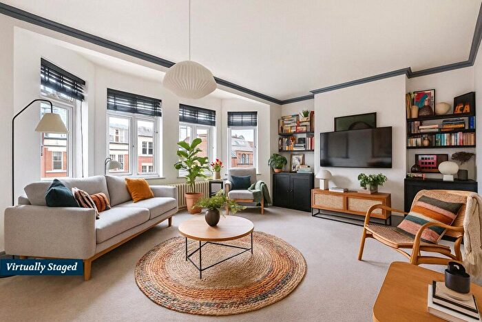 3 Bedroom Flat For Sale In Cholmley Gardens, West Hampstead, NW6
