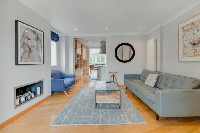 4 Bedroom Terraced House To Rent In Pageant Crescent, London, SE16