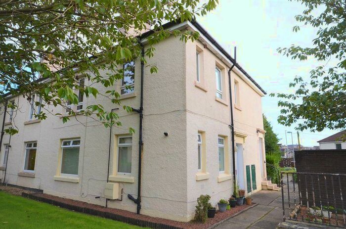 2 Bedroom Flat To Rent In Kingston Flats, Kilsyth, G65