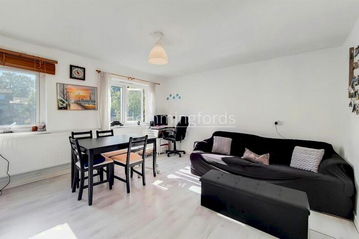 1 Bedroom Flat To Rent In Cubitt Terrace, Clapham, SW4