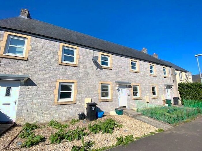 2 Bedroom Flat To Rent In Paulton, Bristol, BS39