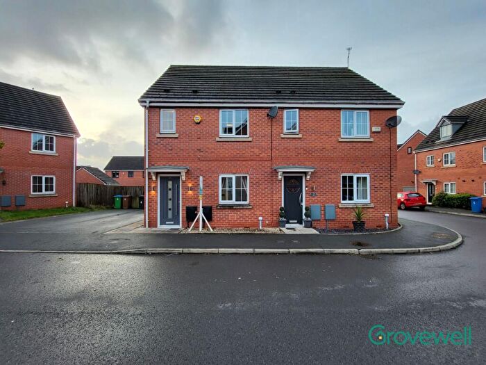 3 Bedroom Semi-Detached House To Rent In West Malling Close, Heywood, OL10