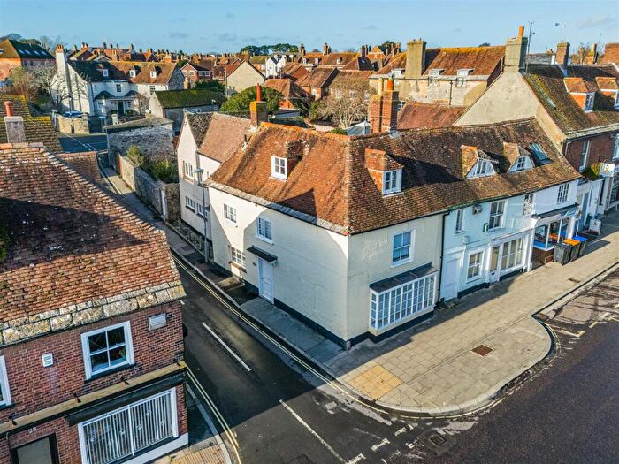 4 Bedroom Character Property For Sale In South Street, Wareham, BH20