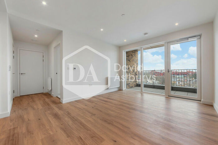 1 Bedroom Apartment To Rent In Mary Neuner Road, Crouch End, London, N8