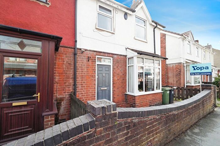 2 Bedroom Semi-detached House For Sale In Quarry Road, Alfreton, DE55
