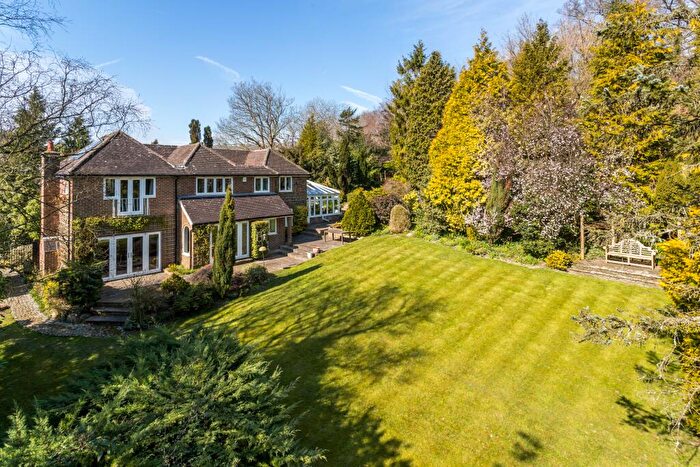 4 Bedroom Detached House For Sale In Wray Lane, Reigate, RH2