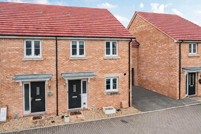 3 Bedroom Semi Detached House For Sale In Barum Ware Way, Roundswell, Barnstaple, EX31