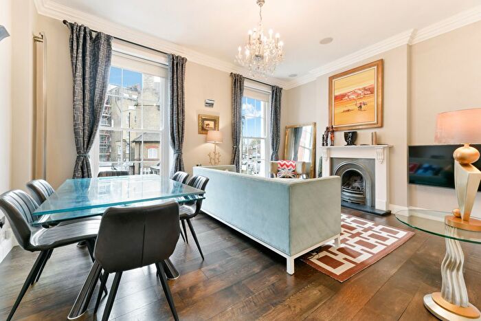 2 Bedroom Maisonette To Rent In Walton Street, SW3