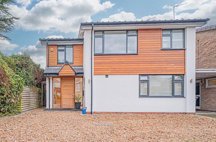 4 Bedroom Detached House For Sale In Ravenswood Drive South, Solihull, B91